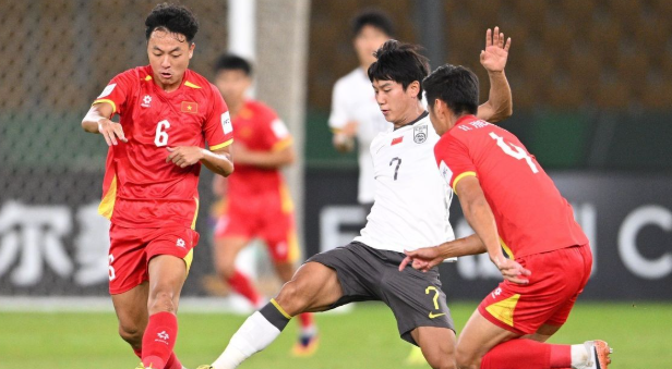 Kaiyun Sports-开云体育-终极决战前，U23国足遭遇一个坏消息，取胜日本队夺冠彻底悬了